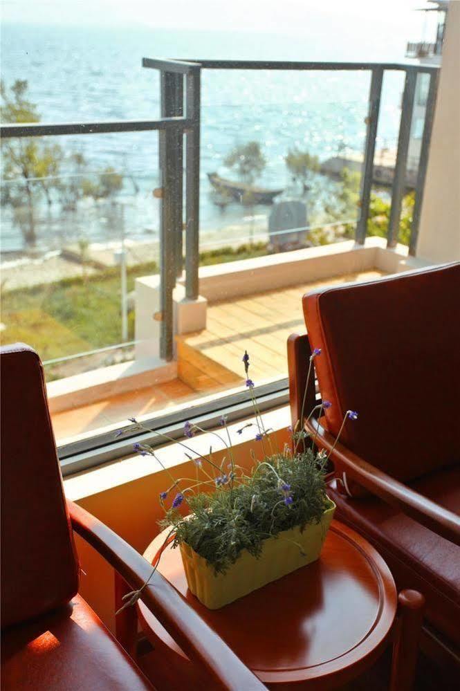 Magpies Habitat Erhai Resort Hotel Dengchuan Exterior photo